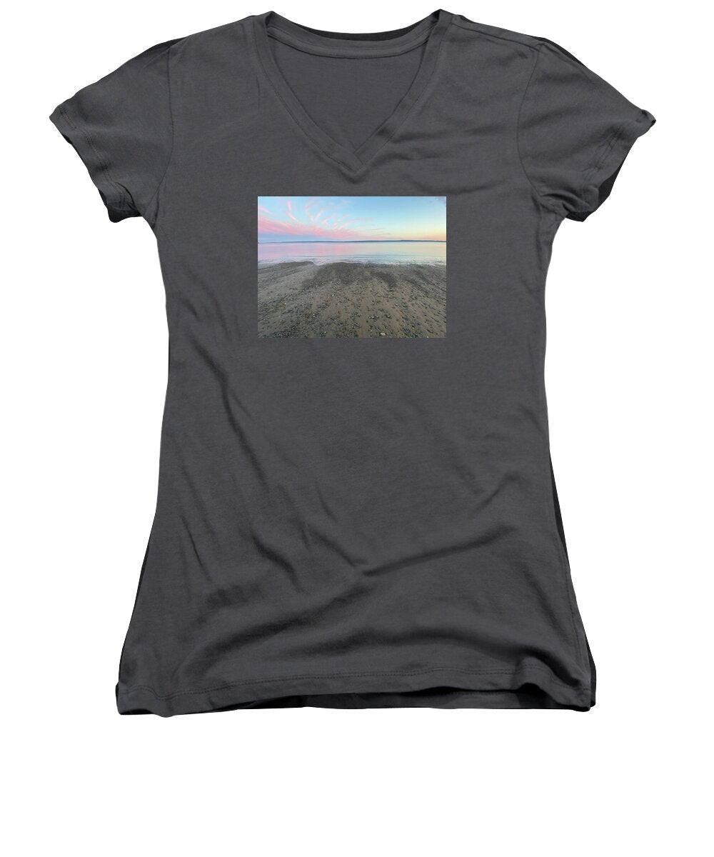 Ocean Cowgirl Tranquil Sea - Women's V-Neck