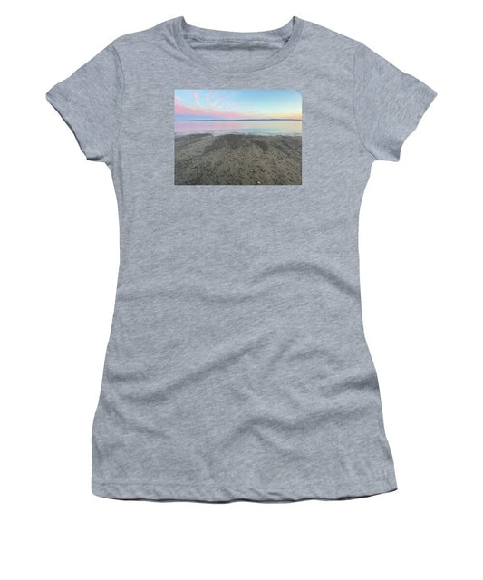 Ocean Cowgirl Tranquil Sea - Women's T-Shirt