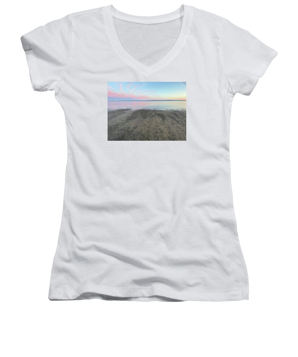 Ocean Cowgirl Tranquil Sea - Women's V-Neck